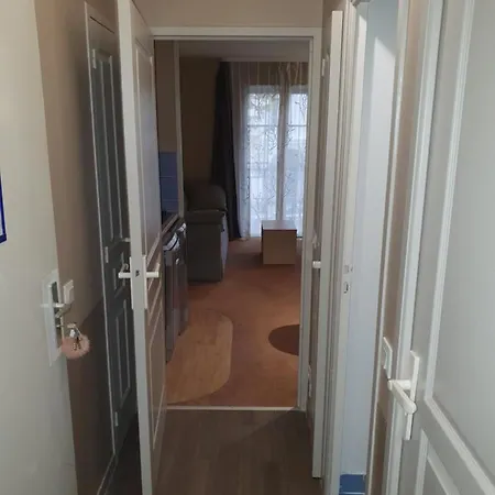 Appartements 4 A 5 Personnes - Val D'Europe Proche Disneyland Serris Exterior photo