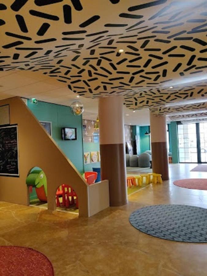 4 à 5 Personnes - Val D'europe Proche Disneyland Appartement *